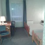 Hostellerie De L'etoile 2*