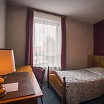Otel Logis Restaurant De L'etoile Wasselonne