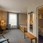 فندق Hostellerie De L'etoile