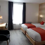 Hostellerie De L'etoile 2*