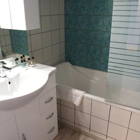 فندق Hostellerie De L'etoile Wasselonne