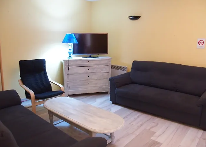 Hotel Logis Restaurant De L'etoile 2*