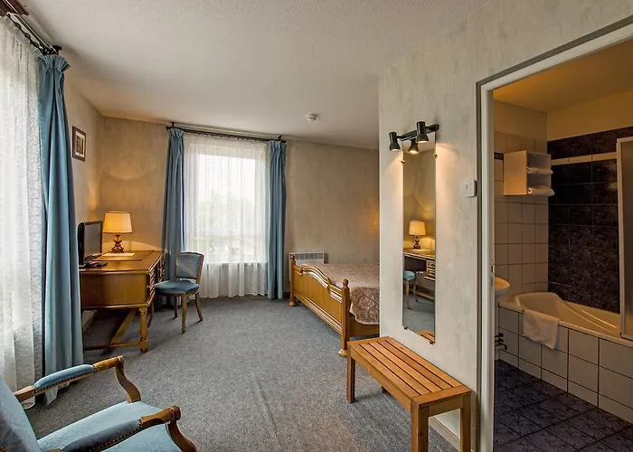 Hotel Logis Restaurant De L'etoile